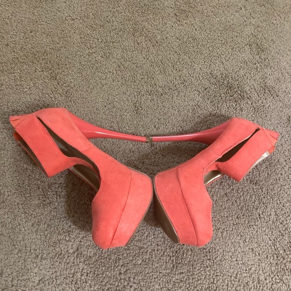 Charlotte Russe peach suede platform stilettos - Picture 3 of 9